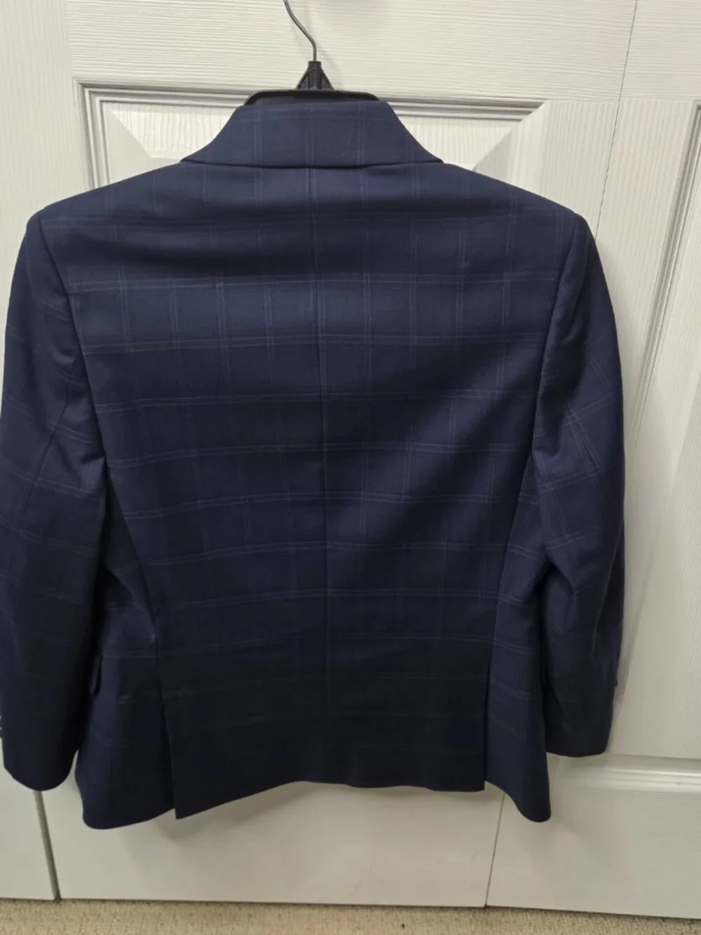 BOYS YOUTH SIZE 8 LOT.  3 PIECES.